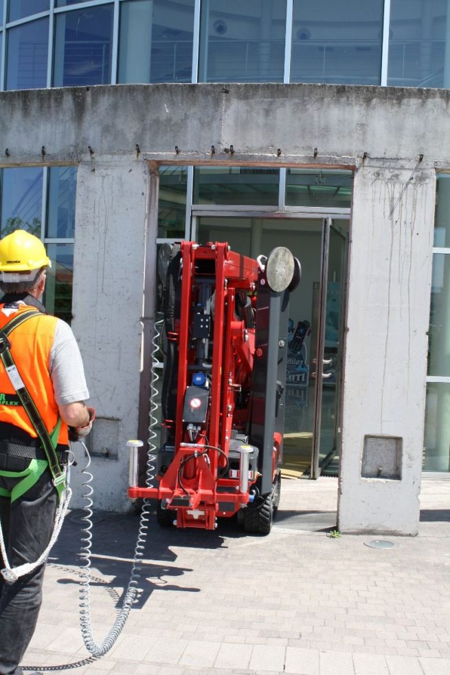 Hinowa 17.75 Tracked Spider Boom