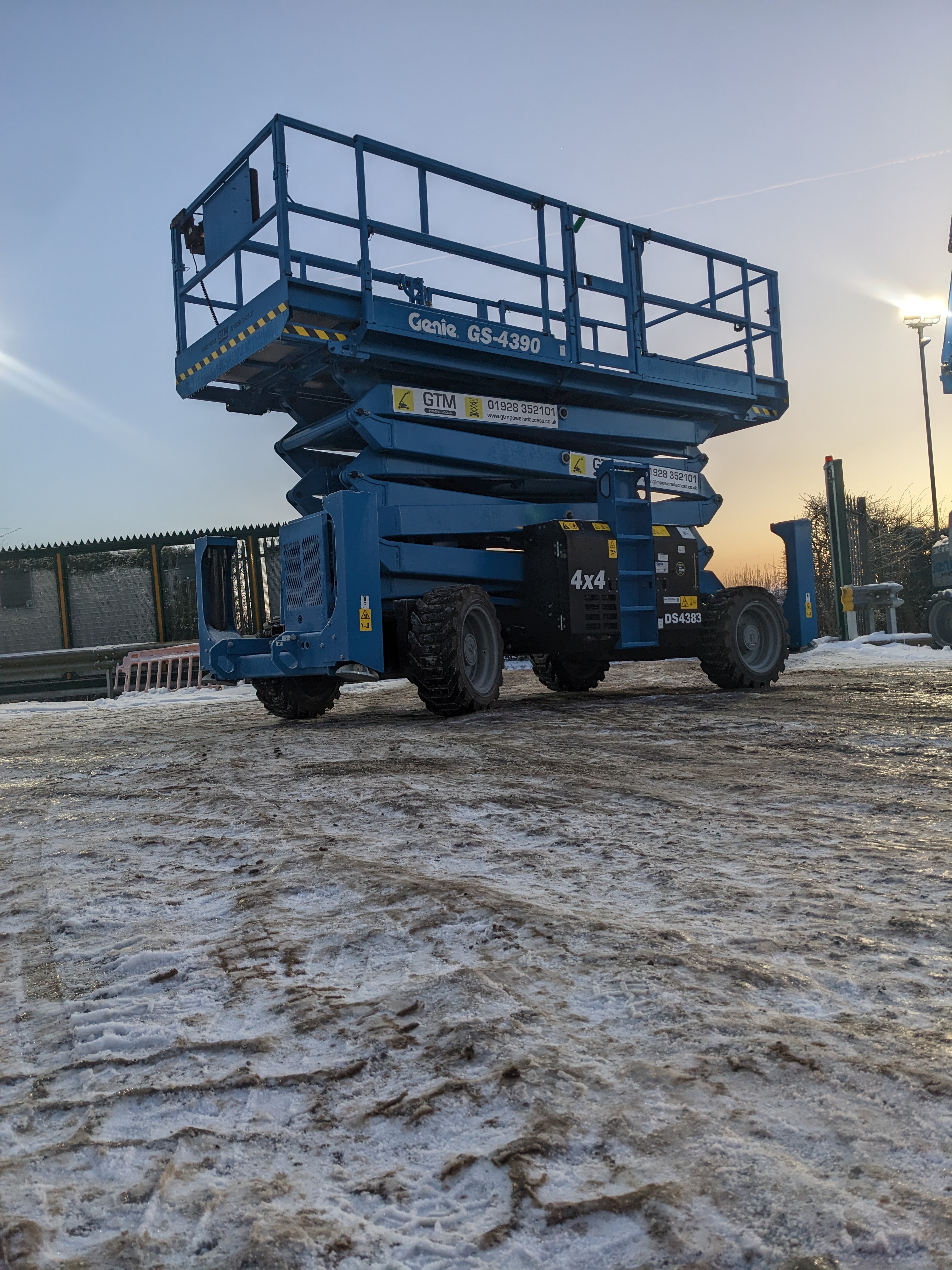Genie GS4390 RT 15.11m Diesel Scissor Lift