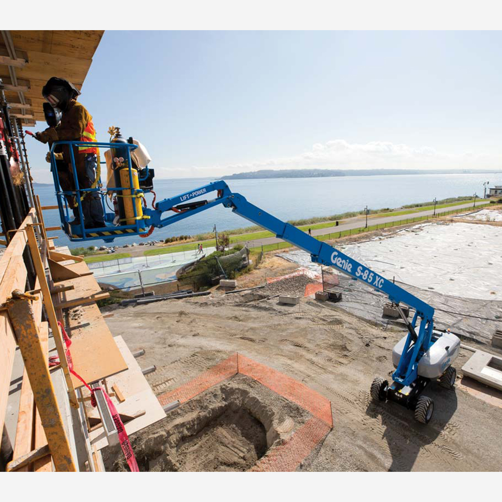 Genie S85XC 27.91m Diesel Boom Lift