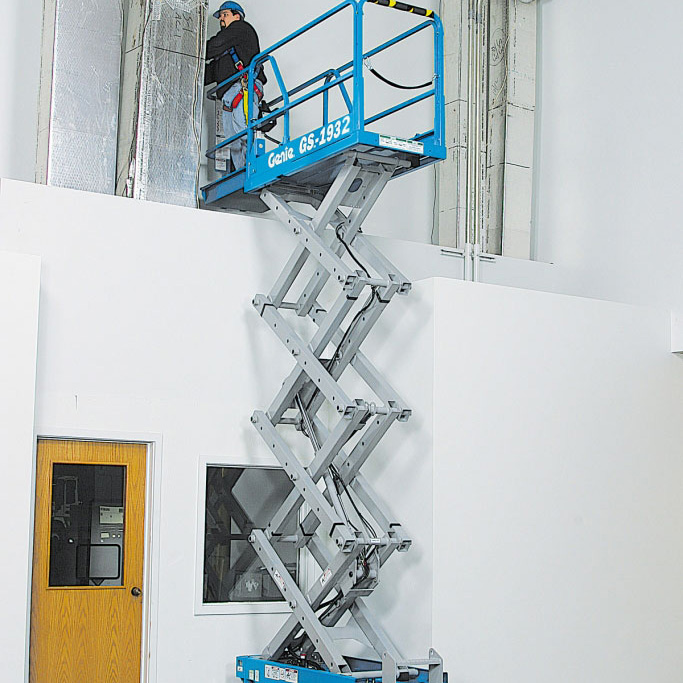 Genie GS1932 7.79m Electric Scissor Lift